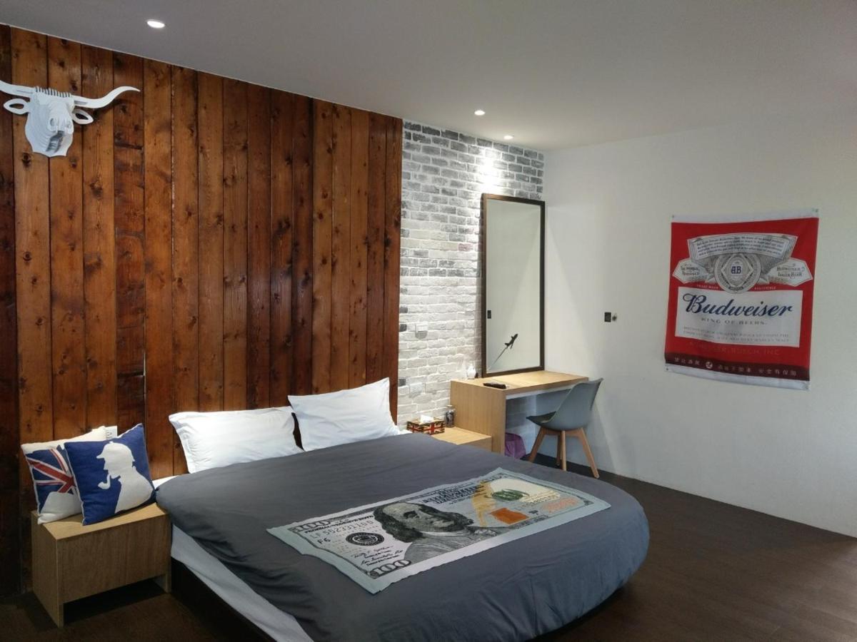 Original Bnb Tainan Exterior foto